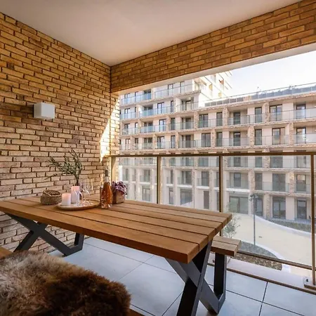 Lejlighed Huswell - With Terrace Close To The Sea *